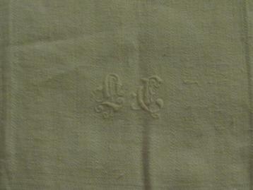 Prachtige oude handgeweven linnen theedoek met monogram LC beschikbaar voor biedingen