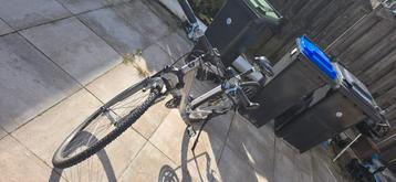 Trek 7500 SLR Herenfiets - Weinig Gebruikt beschikbaar voor biedingen