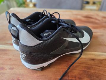 Nike Alpha Menace 4 Shark Zwart Wit beschikbaar voor biedingen