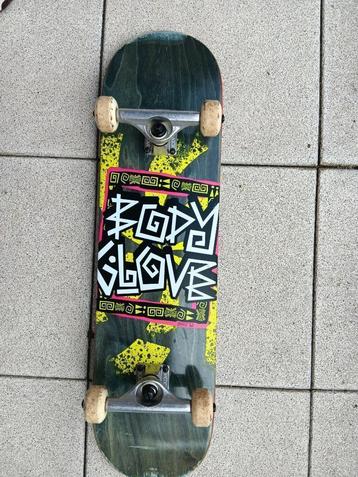 Skateboard Body Glove beschikbaar voor biedingen