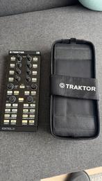 Native Instruments Traktor Kontrol X1, Muziek en Instrumenten, Dj-sets en Draaitafels, Ophalen of Verzenden, Zo goed als nieuw