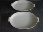 porseleinen ovale schaal met handgreep, 2 stuks  /  vintage, Huis en Inrichting, Gebruikt, Ophalen of Verzenden, Schaal of Schalen