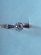 Antieke gouden met platina ring gezet met 7 diamanten, Ophalen of Verzenden, Goud, Ring, Met edelsteen
