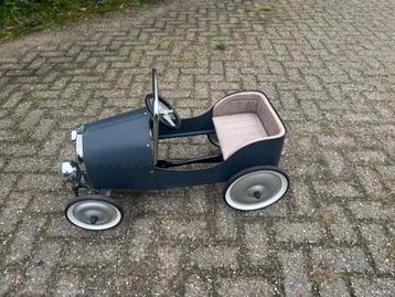 trapauto beschikbaar voor biedingen