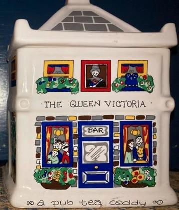 Wade Tea Caddy The Queen Victoria a Pub Tea Caddy beschikbaar voor biedingen