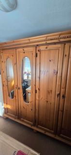 Grote Grenen Linnenkast met Spiegeldeuren, Huis en Inrichting, Kasten | Kledingkasten, Gebruikt, 200 cm of meer, 75 cm of meer
