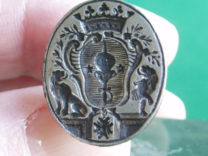 Zilveren signet - gekroond Leeuwen en onderscheiding, Antiek en Kunst, Antiek | Goud en Zilver, Zilver, Ophalen of Verzenden