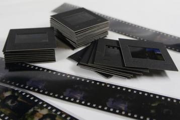 Dia projector stuk ? Inscannen met Nikon scanner beschikbaar voor biedingen