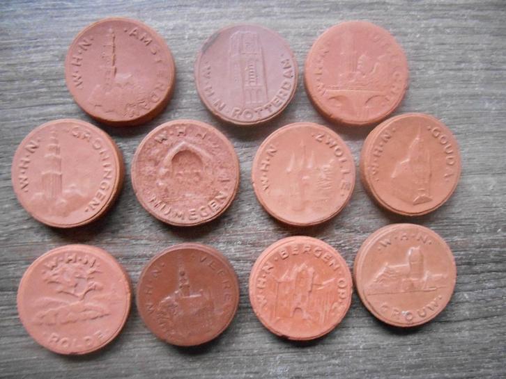 Winterhulp Nederland WHN Baksteentjes 1941  (NOG 10 stuks), Verzamelen, Militaria | Tweede Wereldoorlog, Overige soorten, Overige typen