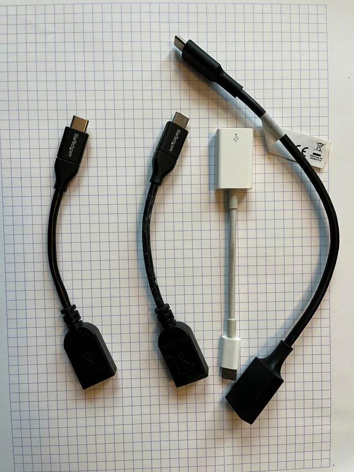 Diverse verloop kabels, Computers en Software, Pc- en Netwerkkabels, Zo goed als nieuw, Ophalen