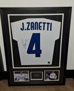 Super ingelijst gesigneerd shirt Javier Zanetti Inter Milaan, Verzamelen, Sportartikelen en Voetbal, Ophalen of Verzenden, Zo goed als nieuw
