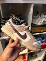 Nike Dunk Low Sail Plum Eclipse (39EU), Verzenden, Nike, Roze, Sneakers of Gympen