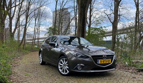Mazda 3 Hatchback Skyactiv-d 150 pk 2014 Bruin, Auto's, Mazda, Particulier, ABS, Airbags, Airconditioning, Bluetooth, Cruise Control