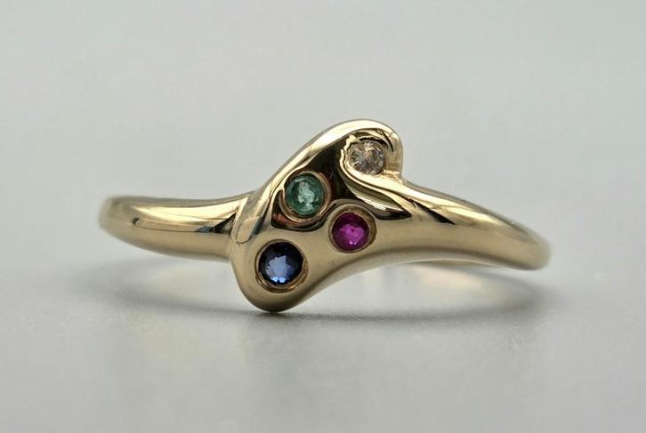 Gouden Vintage design ring edelstenen en diamant. 2025/737., Sieraden, Tassen en Uiterlijk, Ringen, Zo goed als nieuw, Dame, 18 tot 19