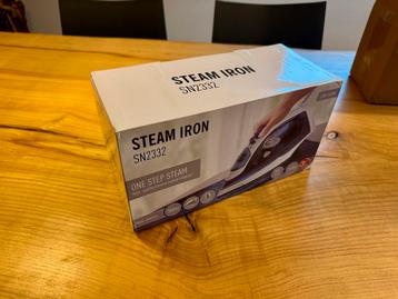 Nieuw stoomstrijkijzer. Nooit gebruikt beschikbaar voor biedingen