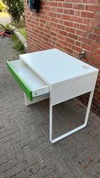 Ikea bureautje - gratis op te halen, Huis en Inrichting, Ophalen, Gebruikt, Bureau