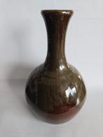 Keramiek vaasje Bruin met druip effect 13.5 cm, Antiek en Kunst, Antiek | Keramiek en Aardewerk, Ophalen