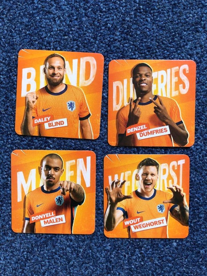 AH voetbal onderzetters 4x D Blind D Malen D Dumfries W Wegh, Verzamelen, Supermarktacties, Albert Heijn, Ophalen of Verzenden