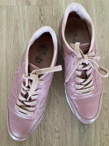 Roze sneakers - Sacha est. 1909 beschikbaar voor biedingen