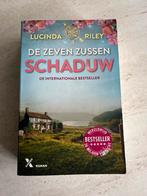 De Zeven Zussen: Schaduw - Lucinda Riley, Ophalen of Verzenden, Zo goed als nieuw, Nederland