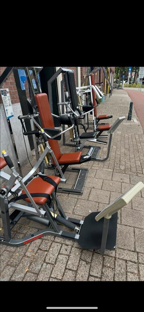 Keiser leg curl/ Keiser m3 spinning/ Keiser chest press etc., Sport en Fitness, Fitnessmaterialen, Zo goed als nieuw, Overige typen