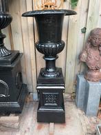 gietijzeren hoge tuinvaas bloempot op console sokkel, Ophalen