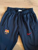 FC Barcelona trainingsbroek Nike 22/23 Maat S, Kleding | Heren, Sportkleding, Blauw, Nike, Ophalen of Verzenden, Zo goed als nieuw