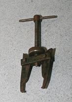 Antieke Poelietrekker., Ophalen of Verzenden