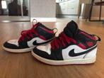 Nike Air Jordan - Maat 32, Ophalen of Verzenden, Gebruikt, Jongen of Meisje, Sportschoenen