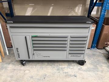 Jungwille Gereedschapswagen Red Bull Ring – black edition –  beschikbaar voor biedingen