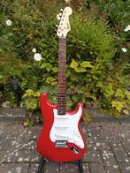 Squier Strat Hardtail Torino Red - Nieuwstaat!, Muziek en Instrumenten, Ophalen, Zo goed als nieuw, Solid body, Fender