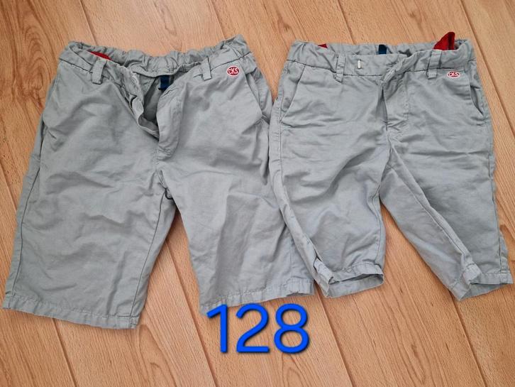 Korte broek maat 128 grijs merk CKS, Kinderen en Baby's, Kinderkleding | Maat 128, Zo goed als nieuw, Jongen, Broek, Ophalen of Verzenden