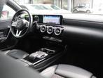 Mercedes-benz A-klasse 250 e I LED I Widescreen I Half-leder, Auto's, Gebruikt, Euro 6, 4 cilinders, Leder en Stof