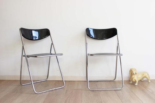 Zwarte vintage klapstoelen, Jim - IKEA. Retro design stoelen, Huis en Inrichting, Stoelen, Gebruikt, Twee, Kunststof, Metaal, Zwart