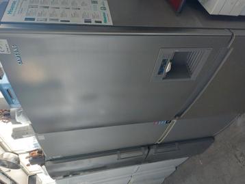 Samsung 80 cm koelkast met 2 vrieslades  beschikbaar voor biedingen