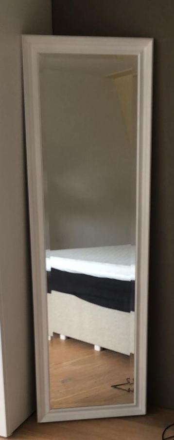 Witte Houten spiegel facet geslepen glas - H 175 x B 55,5 cm beschikbaar voor biedingen