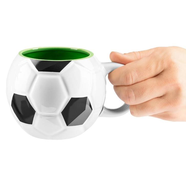 VOETBAL mok, Huis en Inrichting, Keuken | Servies, Nieuw, Kop(pen) en/of Schotel(s), Overige stijlen, Keramiek, Ophalen of Verzenden