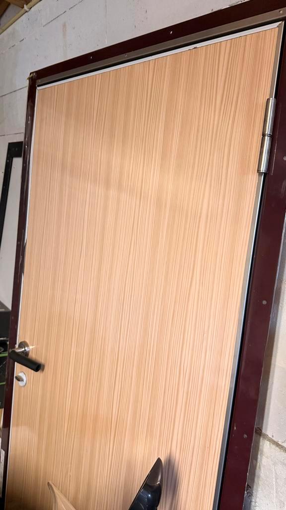 Nieuwe branddeur 188x83 cm - Houten paneel look, Doe-het-zelf en Verbouw, Deuren en Horren, Nieuw, Binnendeur, Minder dan 200 cm