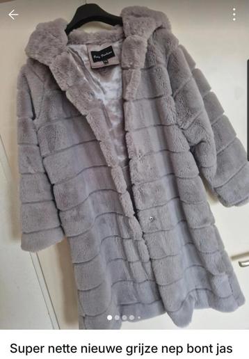 Nieuwe fake fur jas, mooi voor aankomende winter. beschikbaar voor biedingen