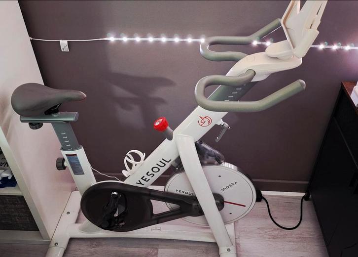 Yesoul S3 Spinningfiets in prima staat, Sport en Fitness, Fitnessmaterialen, Gebruikt, Benen, Ophalen