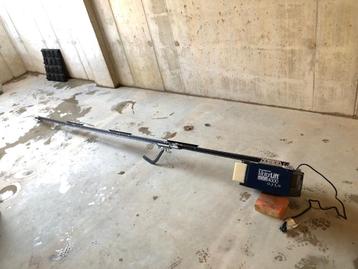 garagedeur opener beschikbaar voor biedingen