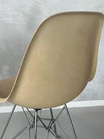Eames DSR Eiffel eetkamerstoel Herman Miller vintage stoel, Huis en Inrichting, Stoelen, Gebruikt, Bruin, Vintage, Ophalen of Verzenden