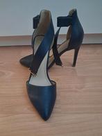 Donkerblauwe pumps, Kleding | Dames, Schoenen, Ophalen of Verzenden, Zo goed als nieuw, Blauw