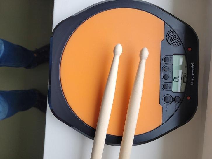 Drumpad met metronoom, Muziek en Instrumenten, Percussie, Zo goed als nieuw, Melodische percussie, Ophalen of Verzenden