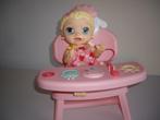 baby alive met interactieve poppenstoel, Kinderen en Baby's, Speelgoed | Poppen, Ophalen of Verzenden, Zo goed als nieuw, Babypop