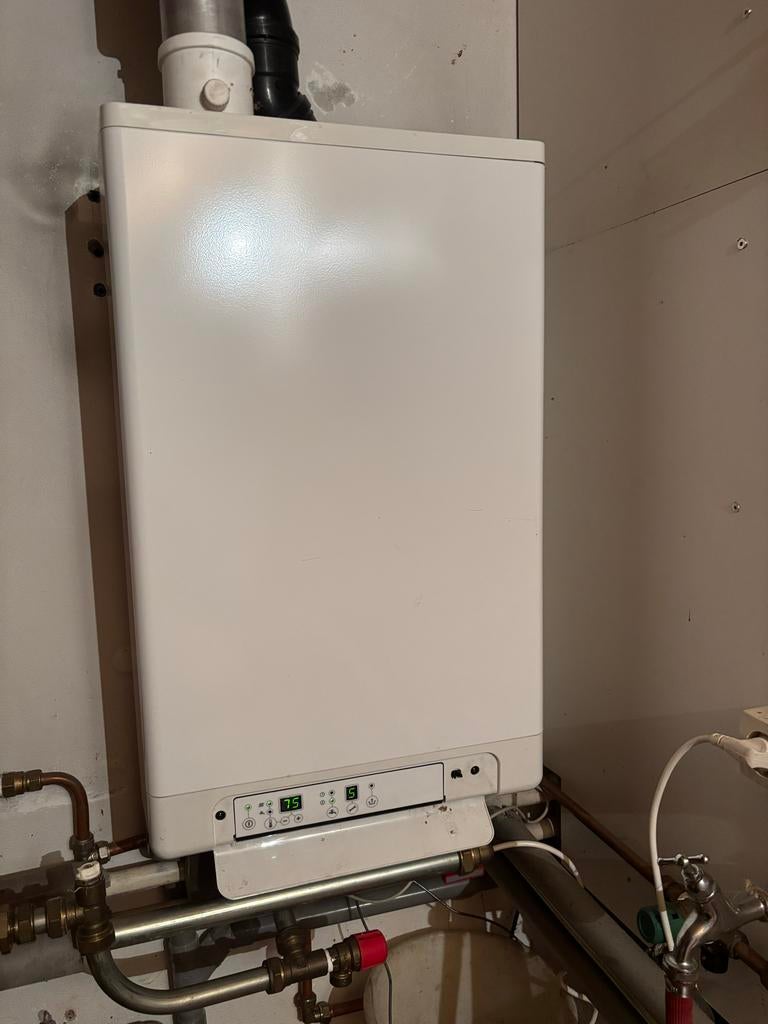 Intergas HReco 36 Combiketel (2013) - Goed Onderhouden, Gebruikt, Aardgas, Minder dan 20 liter, Ouder dan 10 jaar