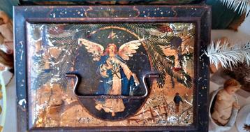 Groot antiek Kerstblik met Engelen en Kerstman afbeeldingen beschikbaar voor biedingen