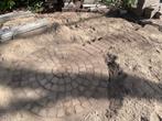 ZEER GROTE LICHTBRUINE BETONSTENEN CIRKEL DIAMETER 5M, Tuin en Terras, Ophalen, Gebruikt, Beton, Klinkers