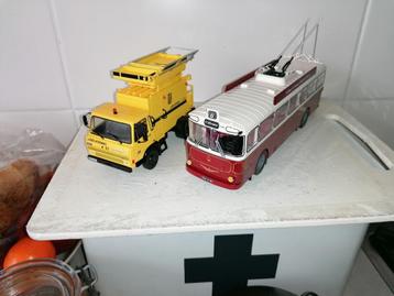 Trolleybus en kabel reparatiewagen beschikbaar voor biedingen