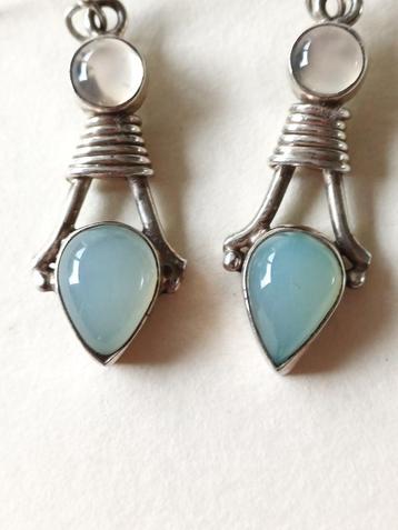 vintage sterling zilver oorbellen met maansteen beschikbaar voor biedingen